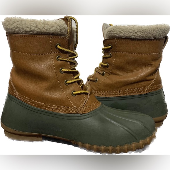 💘 2 for $20💘 American Eagle outdoor boots - Picture 1 of 2
